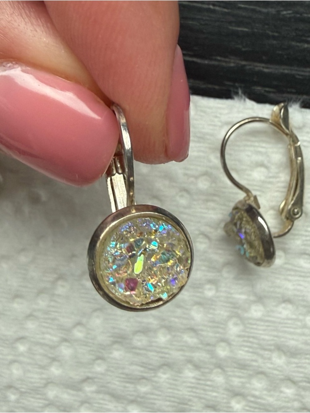 Small shop jewelry, 7 pairs of earrings and small ceramic container. - Picture 2 of 13